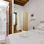 Arenula Luxury *