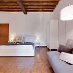 Arenula Luxury 아파트 *