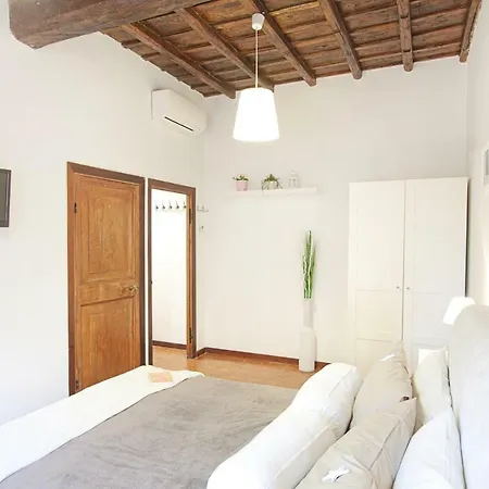 Arenula Luxury * روما