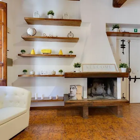 Arenula Luxury Apartment *