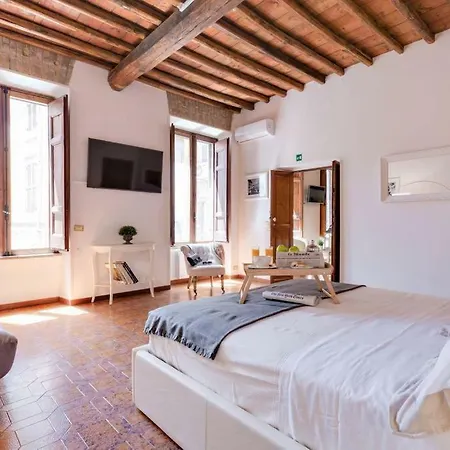 Arenula Luxury Apartment *